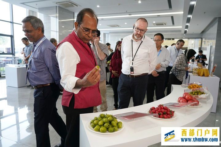 习近平推动“上海精神”焕发时代光彩(图6) 00d0bb4b902308c51d6f9497663dc31f_202508293f0ce45b34924197b4d4918209c08b29_20250829b71832dbb7834fadb9c4701b6dfdbeb3.jpeg